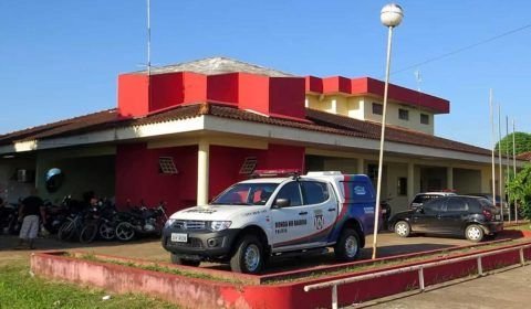 Padrasto é preso suspeito de amarrar pênis de criança para impedir xixi na cama