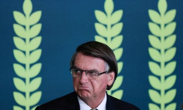 Parte dos líderes dos caminhoneiros abre diálogo com rivais de Bolsonaro
