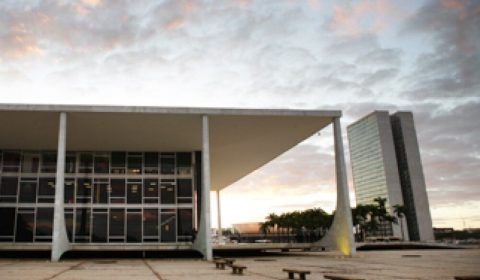 Partido Novo questiona no STF emenda à Constituição que amplia benefícios sociais