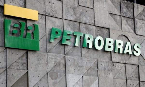 Petrobras é alvo de projeto que eleva a taxação sobre o lucro de empresas