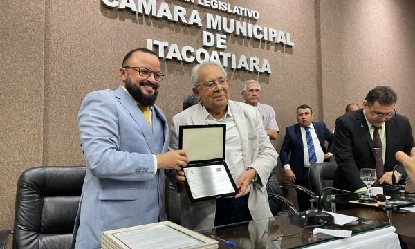 Por unanimidade, vereadores dedicam título de Cidadão Itacoatiarense a Amazonino Mendes