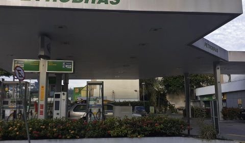 Rio de Janeiro reduz para 18% alíquota do ICMS sobre combustíveis