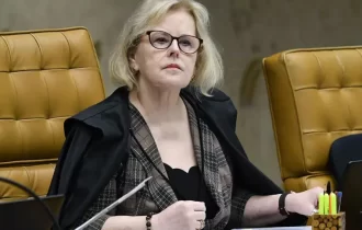 Rosa envia à PGR pedido para investigar Bolsonaro por suposto discurso homofóbico