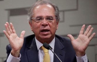 Vamos aprovar medidas para aprofundar mercado de capitais, diz Guedes