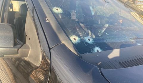 Vídeo: carro é cercado por criminosos e homem é executado a tiros em Manaus