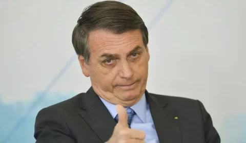 Nelson Piquet envia R$500 mil à campanha de Bolsonaro