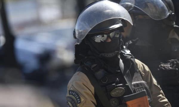 Operações policiais no Rio de Janeiro escancaram padrão de alta letalidade do governo Cláudio Castro  