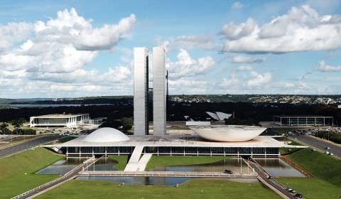 Deputados federais amazônidas votam contra meio ambiente, indígenas e trabalhos rurais