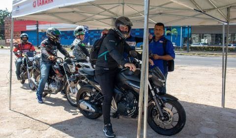 Dia do motociclista: ações de sensibilização e orientação para um trânsito mais seguro