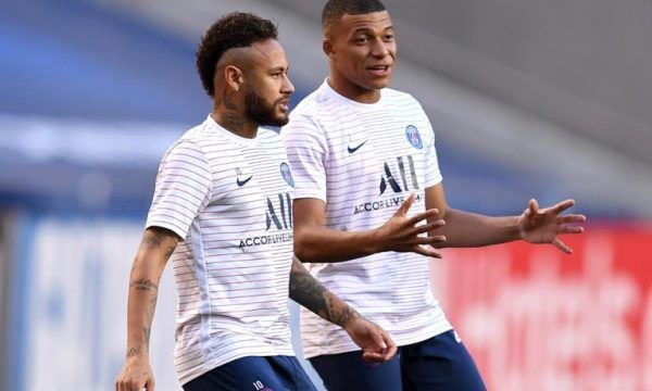 Dois astros do PSG apoiam Neymar após intriga com Mbappé; francês está furioso