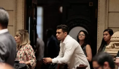 Em áudio, Gabriel Monteiro diz que gosta de 'novinha' e muda cenário no PL