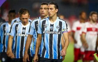Grêmio enfrenta Cruzeiro após perda de longa invencibilidade na Série B