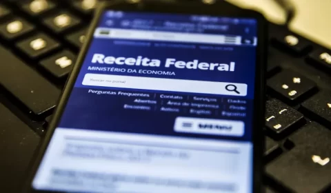 Senado aprova isenção de IR para quem ganha até dois salários-mínimos