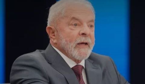Lula admite esquema na Petrobras, erro de Dilma e diz ter ciúme de Alckmin