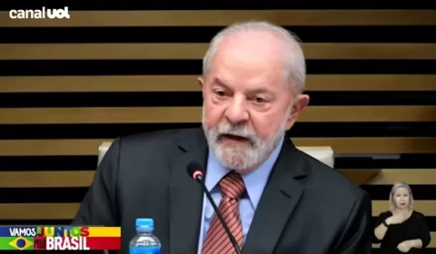 Lula: 'País era soberano e respeitado. Precisamos, juntos, recuperá-lo'