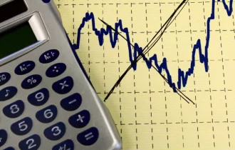 Mercado vê 1ª queda em inflação de 2023 em 19 semanas e melhora cenário de 2022