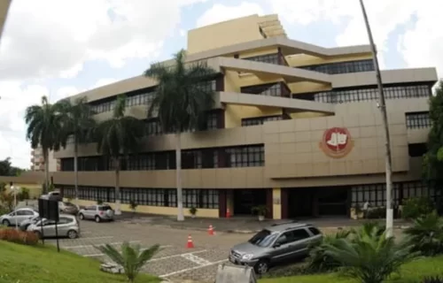 MPAM investiga suspeita de nepotismo em gabinete de vereador na Câmara de Manaus