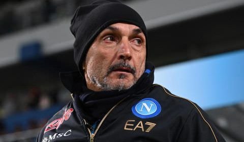 Napoli trabalha forte no mercado e encaminha contratação de Simeone