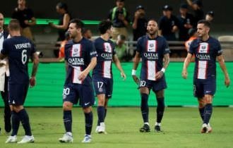 Neymar marca golaço, e PSG inaugura temporada com título da Supercopa da França