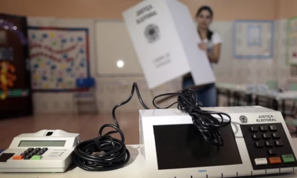 Número de mesários voluntários nas eleições quase dobra para 2022