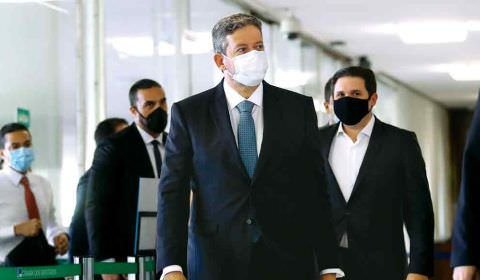 Orçamento secreto vai capturar R$ 10 bilhões de verba da saúde em 2023