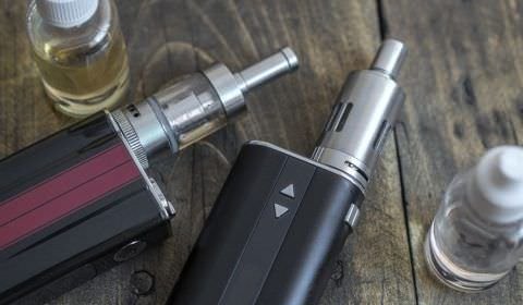 PF e Receita Federal combatem contrabando e venda ilegal de cigarros