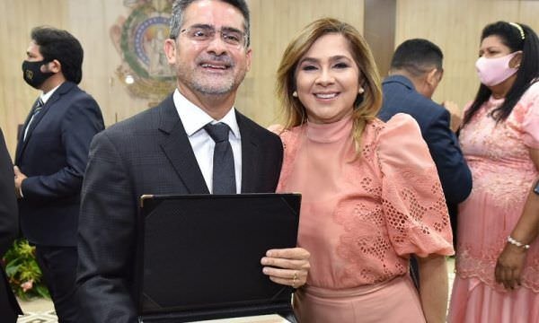 Prefeitura de Manaus lançará edital para novo concurso público à educação com 3,5 mil vagas até o fim do ano 