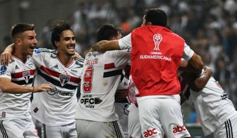 São Paulo consegue feito histórico em disputas de pênaltis como visitante