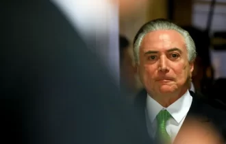 Temer se compromete a assinar manifestos em defesa da democracia