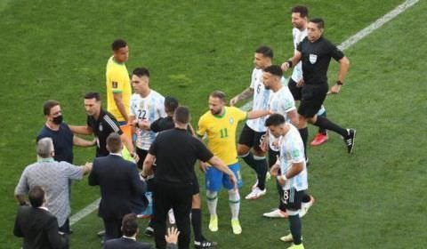 Tite pede, e CBF aceita acordo com Fifa e AFA para cancelar jogo com a Argentina