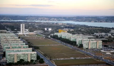 7/9 em Brasília terá Esplanada fechada para caminhões e revista