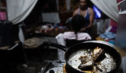 A fome se agrava no Brasil e esquenta disputa eleitoral