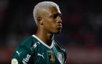 Colunista atualiza torcida do Palmeiras sobre possível saída de Danilo