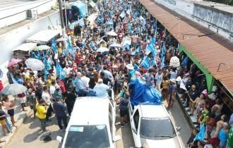 Em Anori, Wilson faz caminhada e fala de avanços em obras e na produção rural