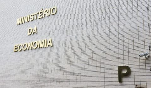 Governo bloqueia mais R$ 2,635 bilhões do Orçamento