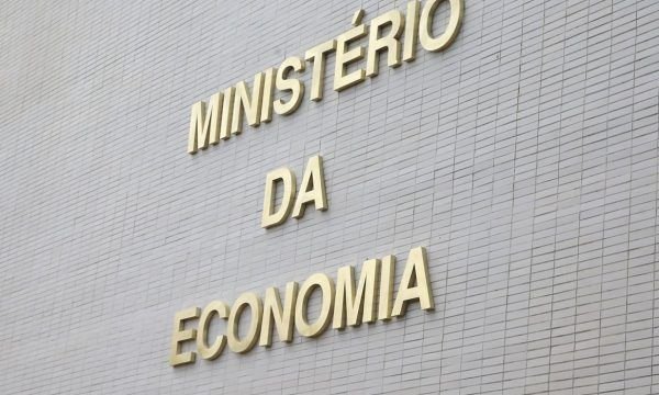 Governo Central tem déficit primário de R$ 49,97 bilhões em agosto