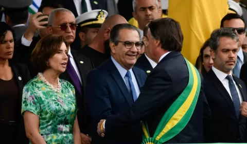 Influencers evangélicos falam mais de Bolsonaro do que de religião em redes