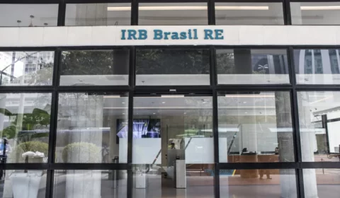 IRB vende R$ 190 milhões em ativos às vésperas de oferta de ações