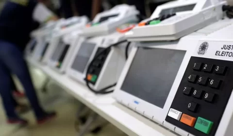 Para cumprir cota, partidos registram candidatas suspeitas de ser laranjas