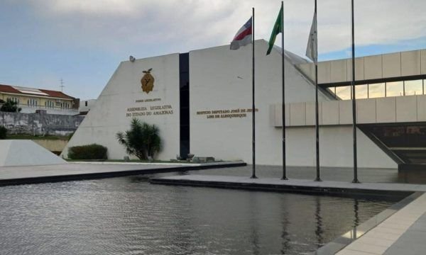 Prefeitura de Manaus instala o Comitê Municipal de Políticas Públicas para Refugiados e Migrantes