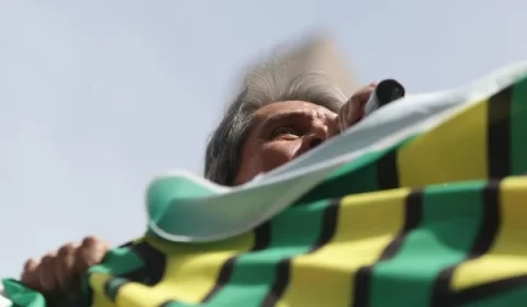 Roberto Jefferson aciona Justiça Militar para que Bolsonaro mande Forças Armadas agirem contra STF
