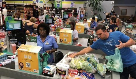 Serviços crescem 1,1% em julho, terceira alta seguida, diz IBGE