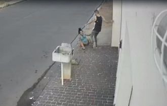 Vídeo: mulher é agredida por homem à luz do dia, em Uberlândia