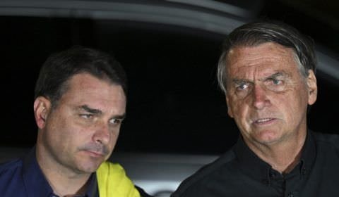 Bolsonaro diz que ‘venceu a mentira’ e critica institutos de pesquisa