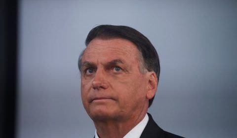 “Cadê o Bolsonaro”: Silêncio do presidente após derrota é comentado nas redes sociais