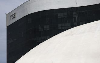 Campanhas de candidatos à Presidência desistem de direito de resposta