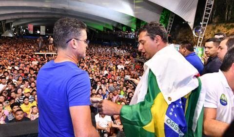 Com discurso afiado, David Almeida pede que povo mantenha Braga em Brasília