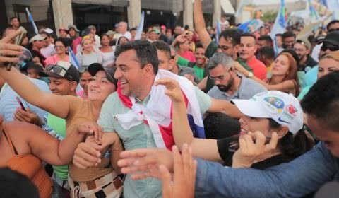 Wilson Lima tem 62,5% das intenções de voto contra 37,5% de Braga