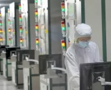 Indústria criou mais de 910 mil empregos em quatro anos, aponta IBGE