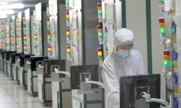 EUA estão investindo US$ 52 bilhões para impulsionar fabricação de chips no país